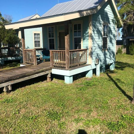 Jiggs Landing Lakefront Cabins Bradenton Exterior photo