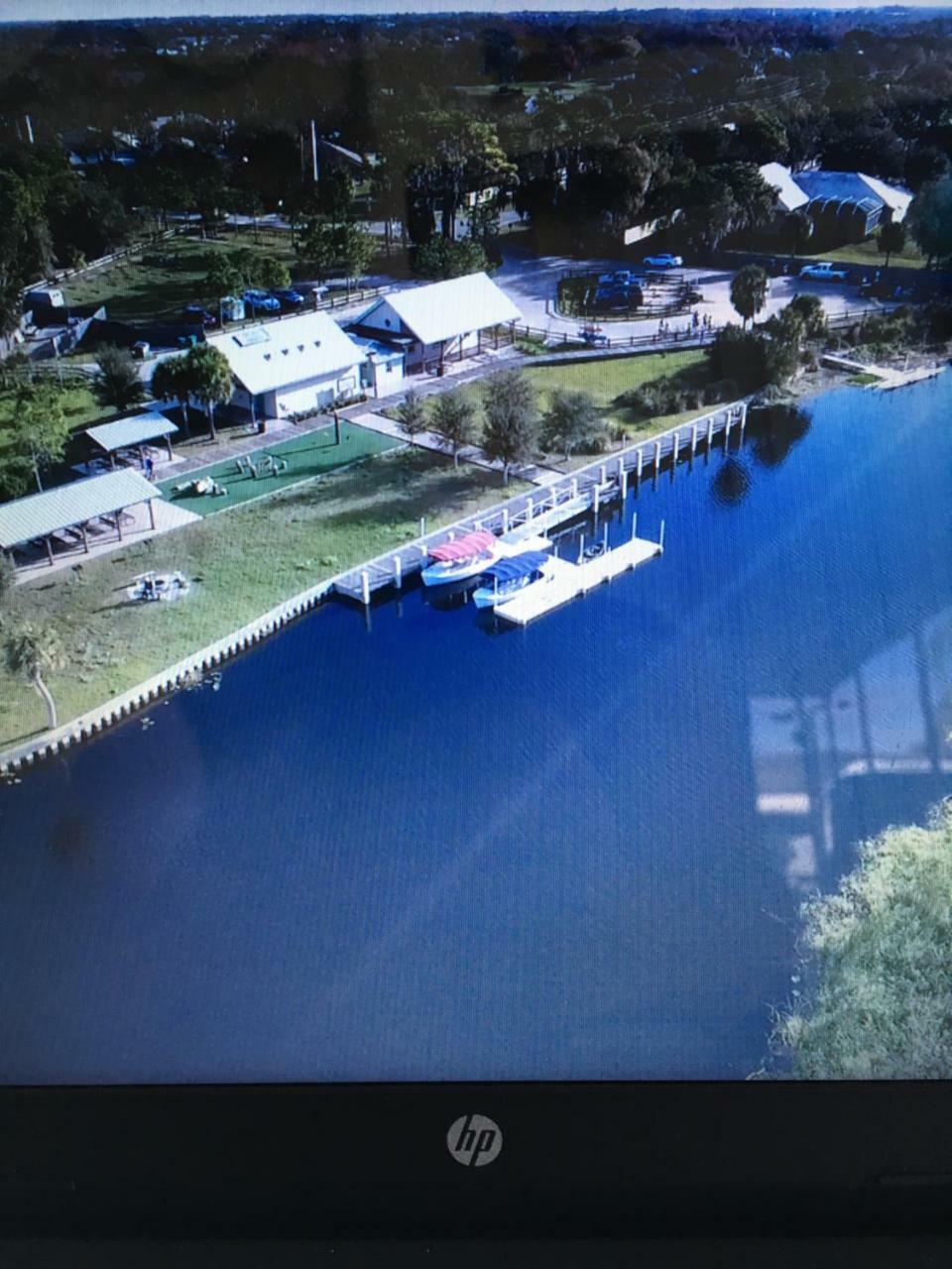 Jiggs Landing Lakefront Cabins Bradenton Exterior photo