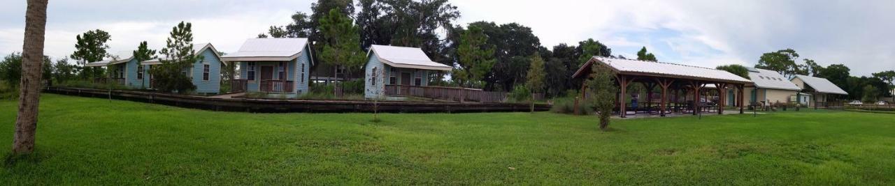 Jiggs Landing Lakefront Cabins Bradenton Exterior photo