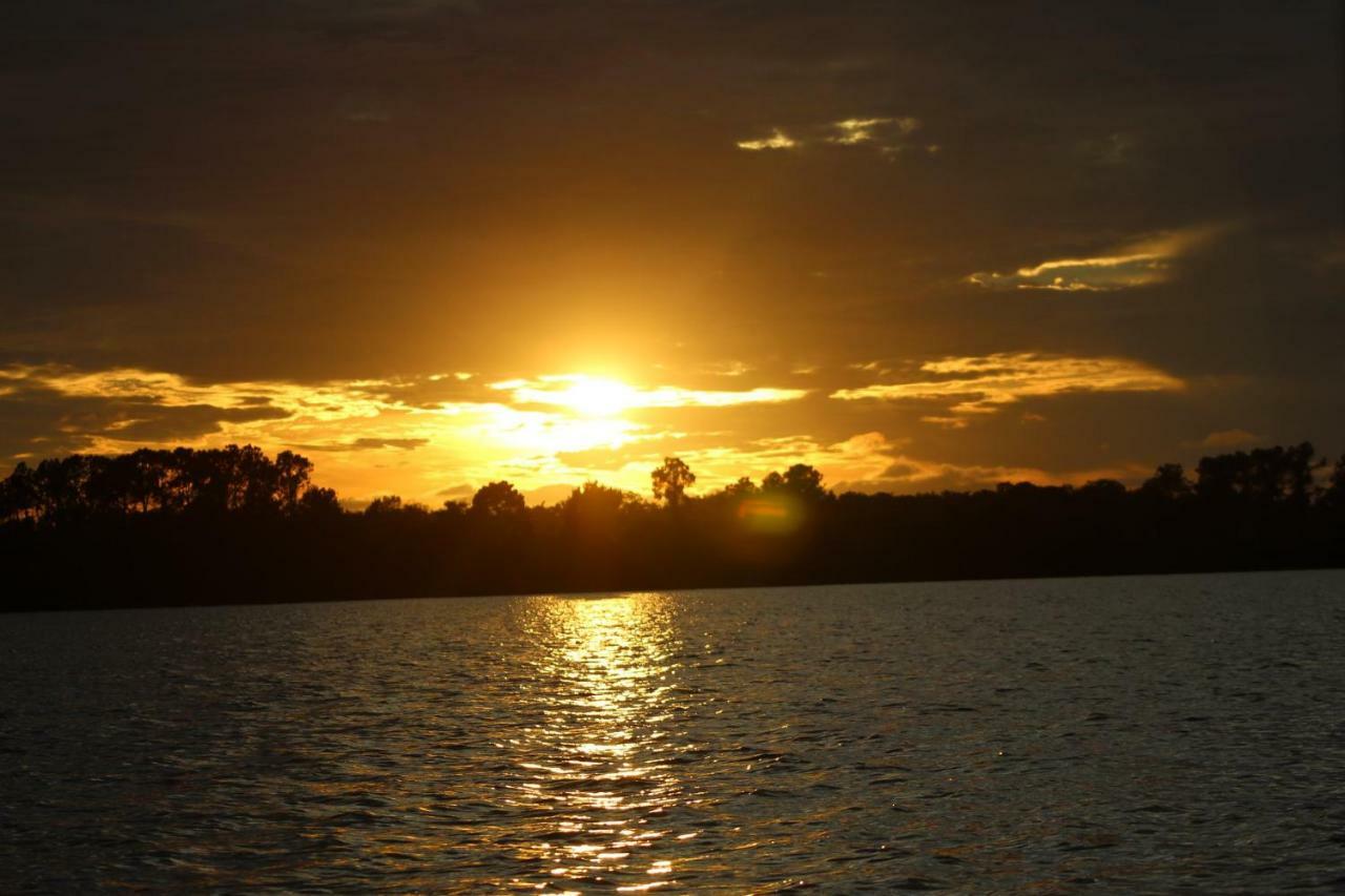 Jiggs Landing Lakefront Cabins Bradenton Exterior photo